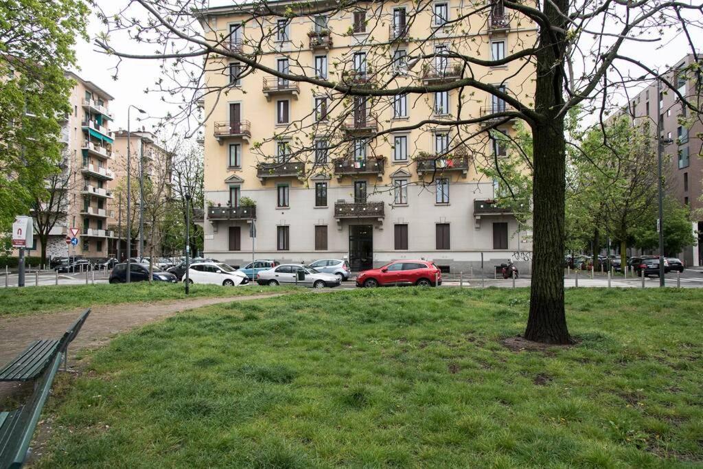 Mico 1 Bedroom Apartment - Youhosty Milano Exterior foto